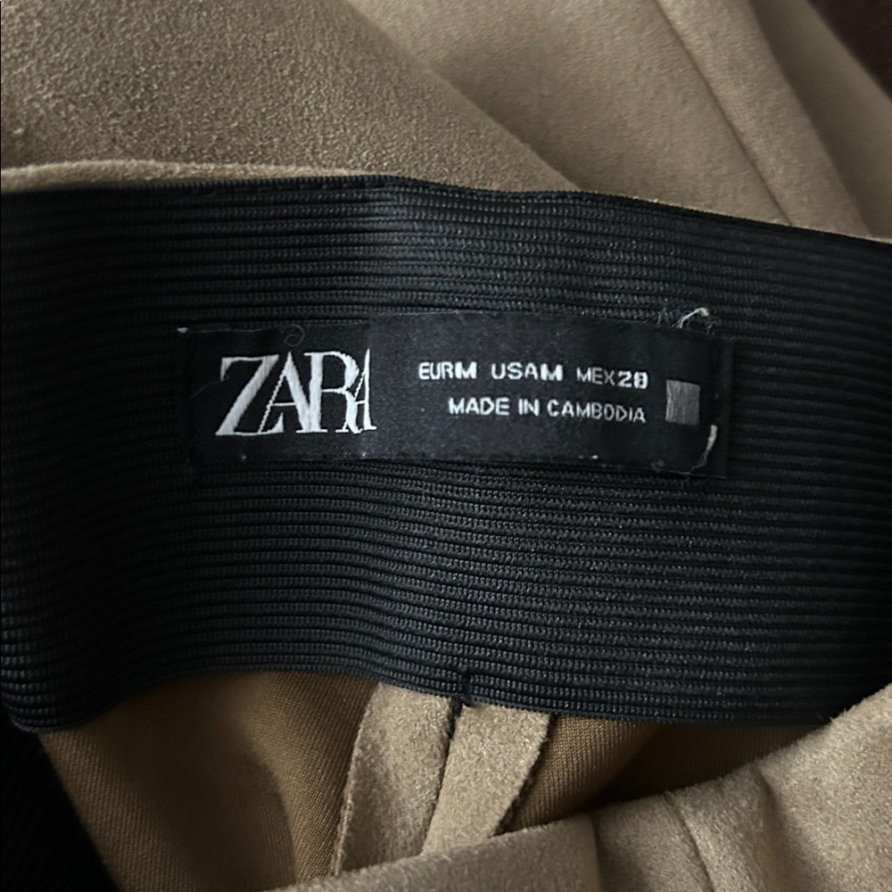 Zara Pants - Picture 3 of 3